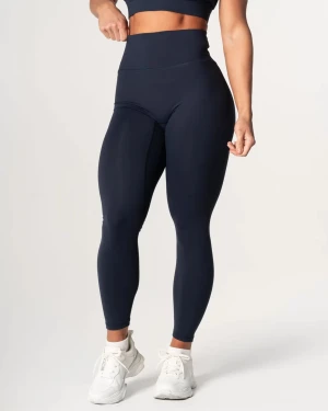 Halo tights relode - I princip nya navy blue halo tights från relode. Säljes då jag inte använder dem. Nypris 649kr. 