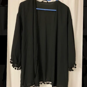 Kimono - Onesize Svart Kimono. Aldrig använd. 