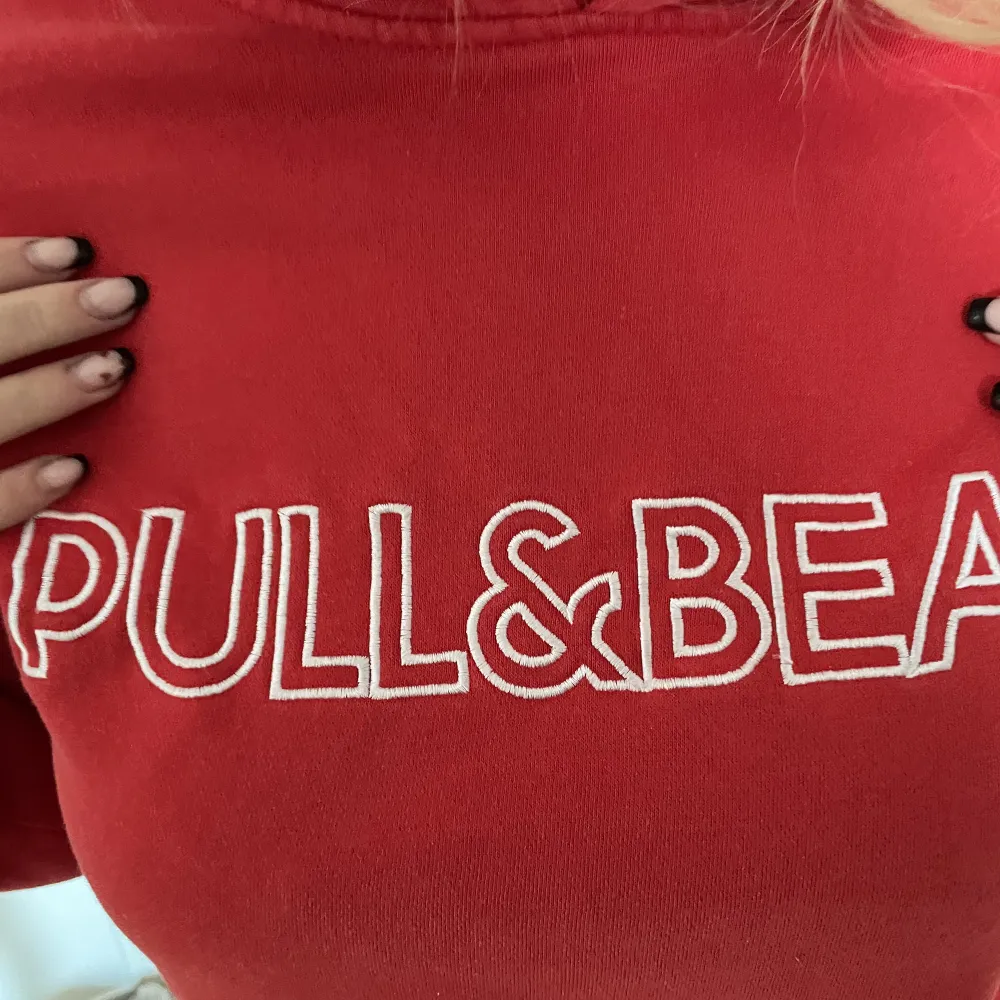 Pull&bear tröja . Hoodies.
