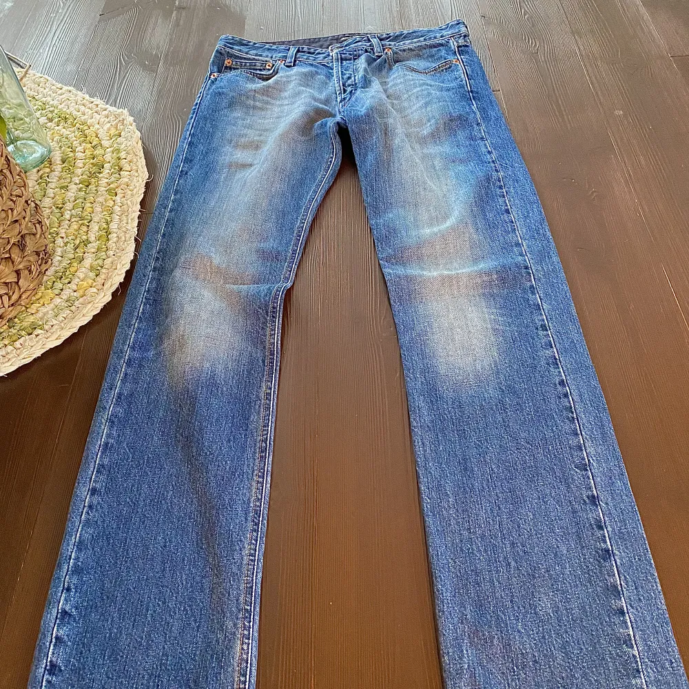 Hej, säljer nu mina Filippa K jeans som nästan är som nya. De är i storlek 32 34 och i super bra skick. Jag köpte de för runt 1500kr. Priset är inte hugget i sten. Hör av er vid frågor.. Jeans & Byxor.