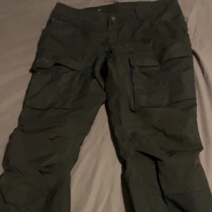 Lundhagsbyxor - Helt nya Lundhags Traverse II vandringsbyxor.  Nypris 1299:- Storlek 50