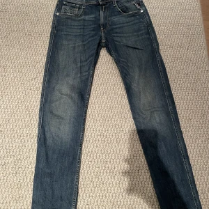 Replay jeans  - Inte mycket använda och mycket bra skick.