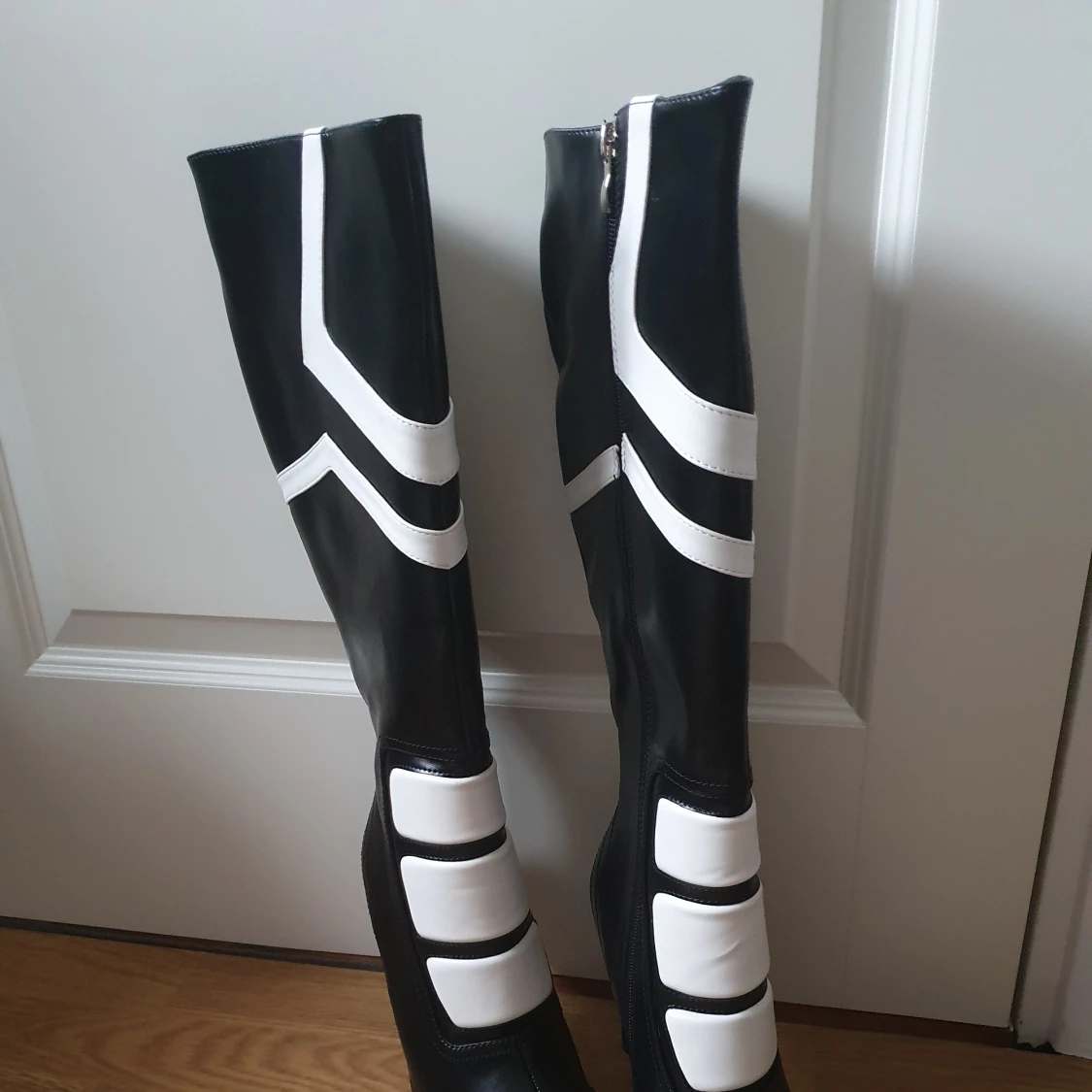 Beautiful funky boots - 91