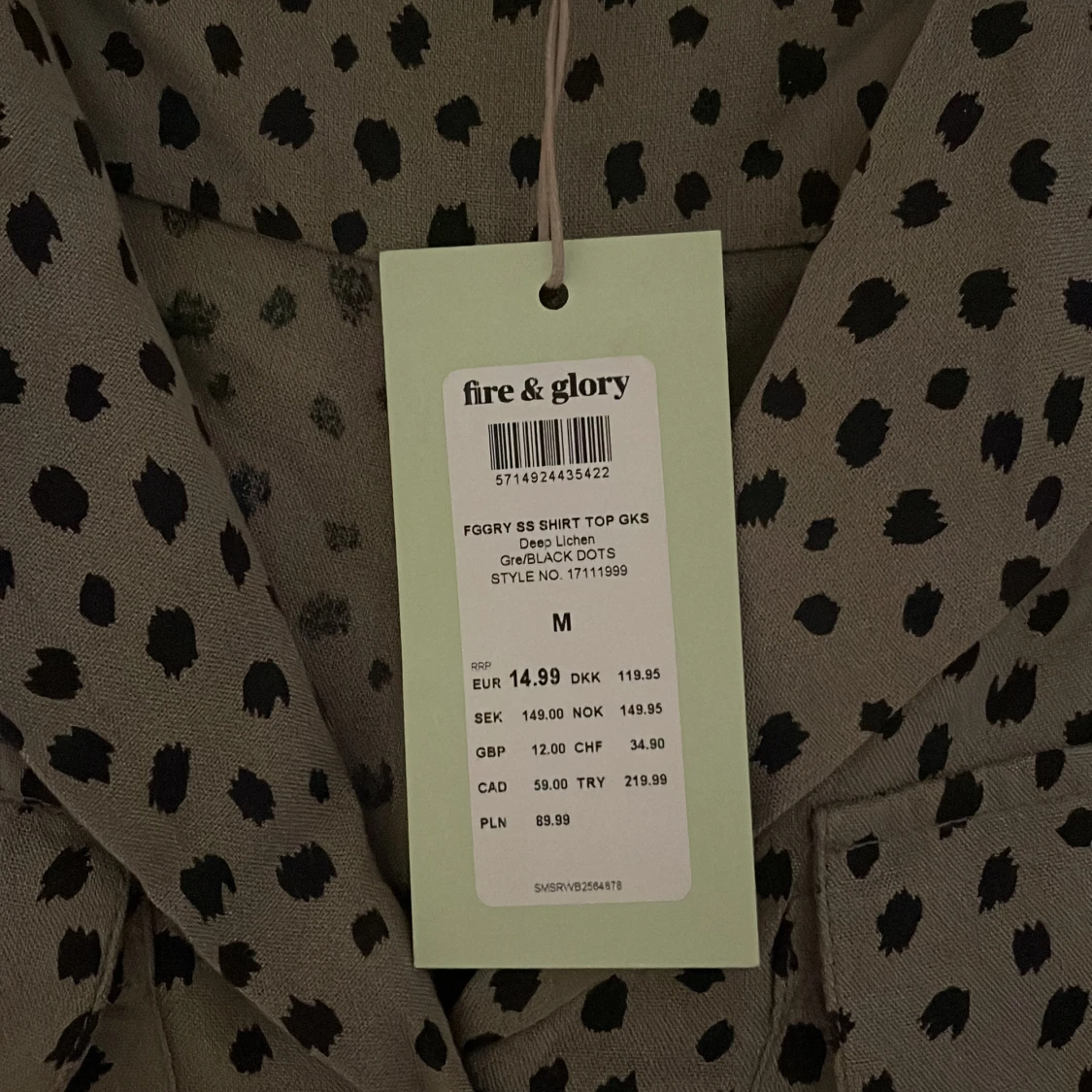 Grön blus med svarta prickar  - 90