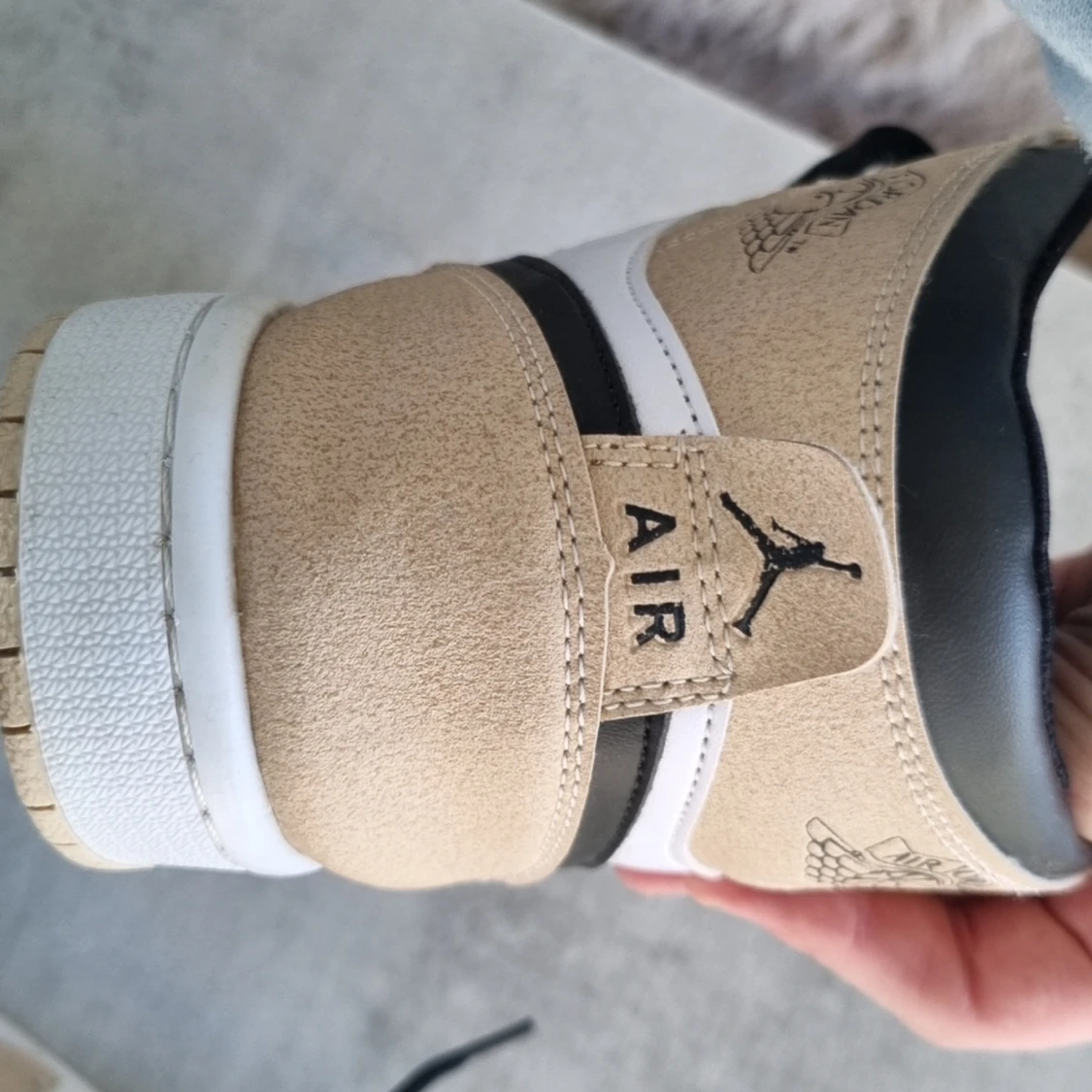 Nike air jordan 1 begie köpare står för frakt eller kan mötas upp - 91