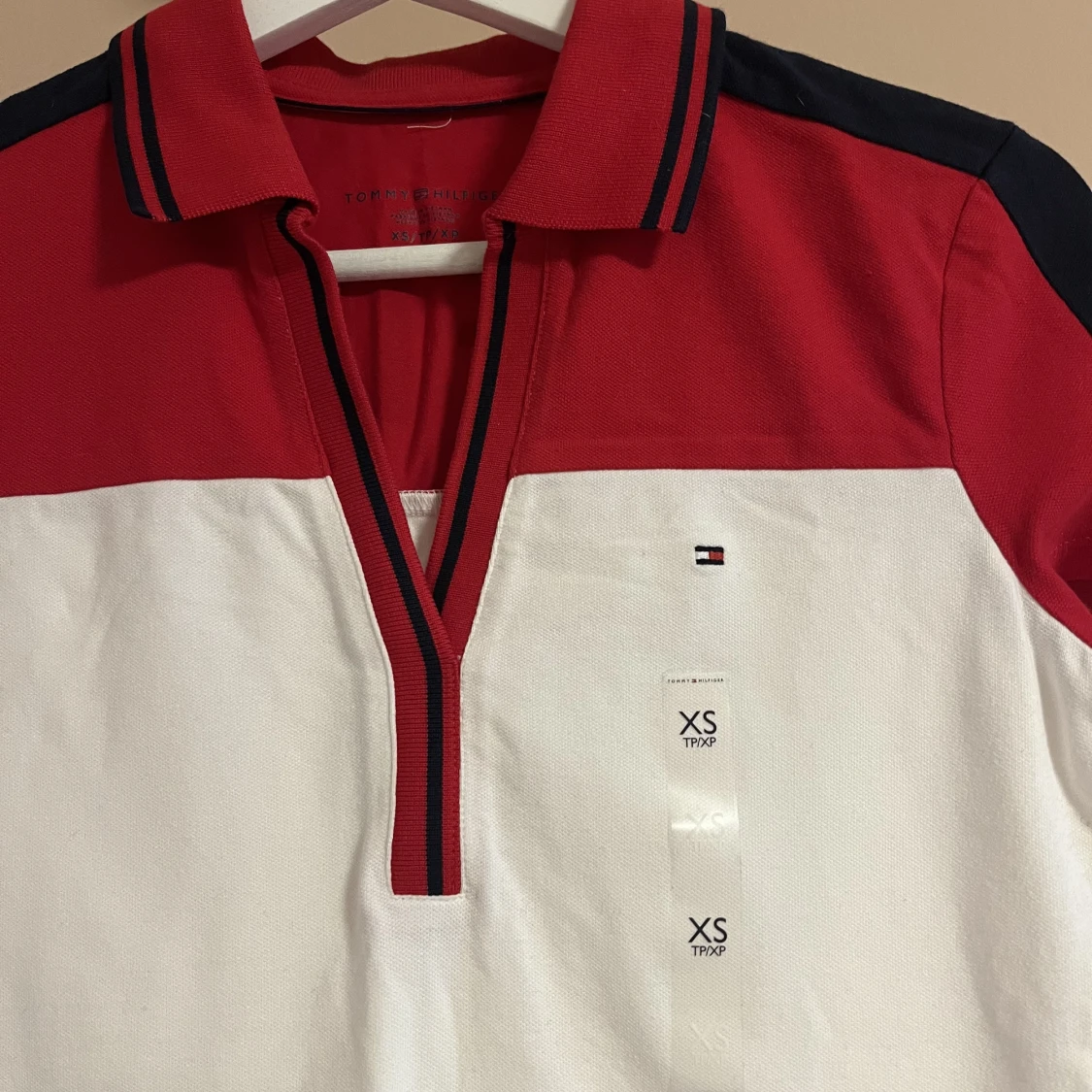Tommy Hilfiger  - 90