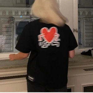 Arigato tshirt - Knappt använd cool tshirt från arigato❤️