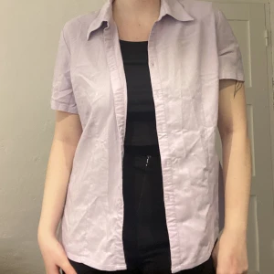 Skjorta - Pastel lila skjorta 💕💕