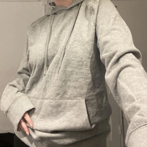 Hoodie - Oversized hoodie, aldrig använt 💕 