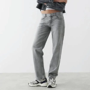 Gina jeans  - Gina jeans 250+frakt pris kan diskuteras skriv privat för egna bilder 