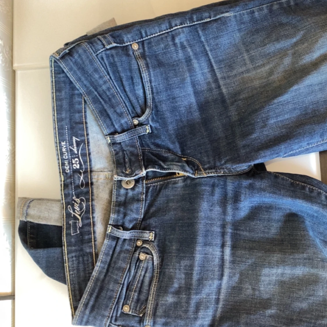 Lågmidjade Levis jeans  - 90