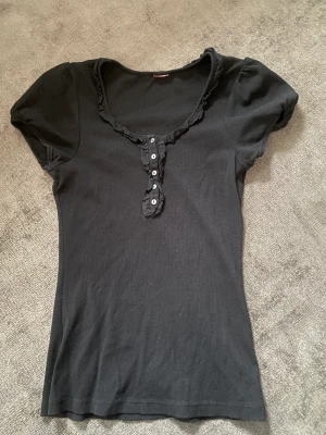 Fin blus - Superfin svart blus 🌷