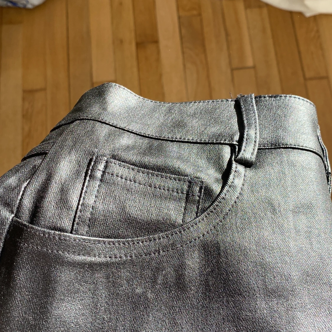 Skinbyxor från SHEIN.  - 91