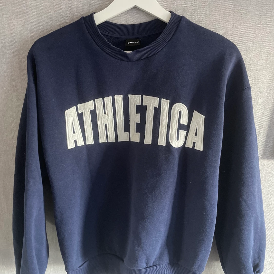 Gina tricot sweatshirt