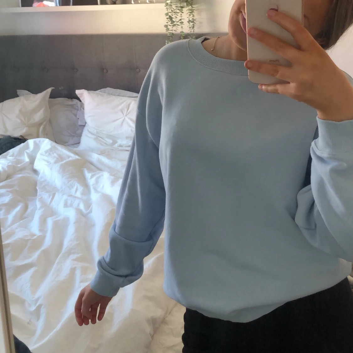 Söt sweatshirt MONKI