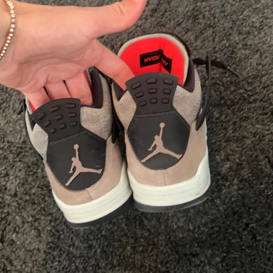 Jordan 4 Taupe Haze  - 90