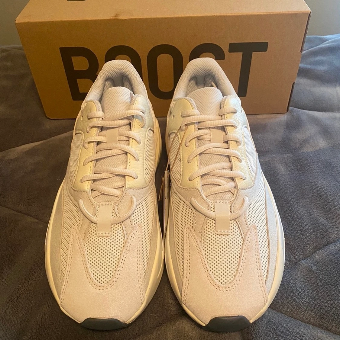 Yeezy boost 700 analog - 90