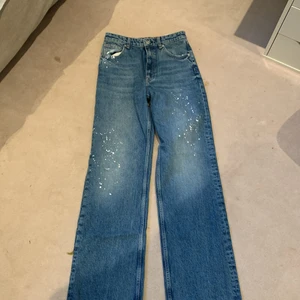 Zara jeans  - Nypris: 399 Säljs för: 249
