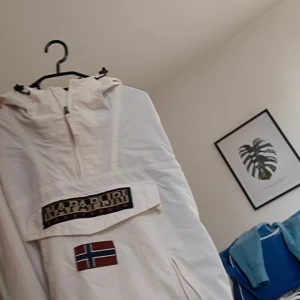 Napirrii jacka  - Bra skick storlek m 