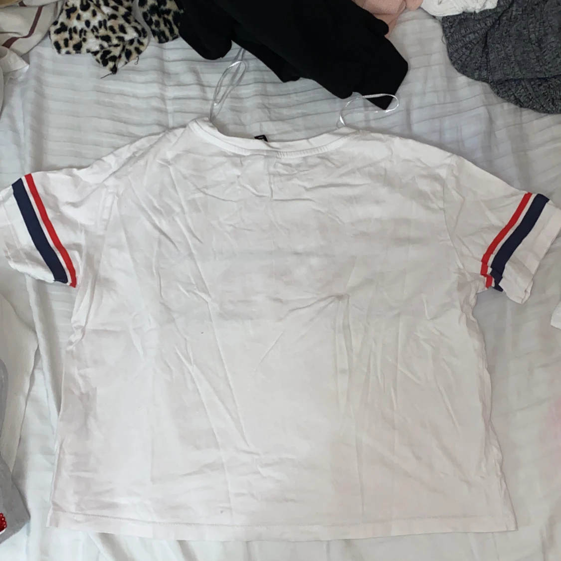 En vit t-Shirt med tryck - 90