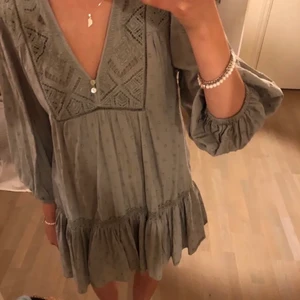 Klänning - Fin klänning till sommaren från zara!! KÖP DIREKT FÖR 500!!💗💗