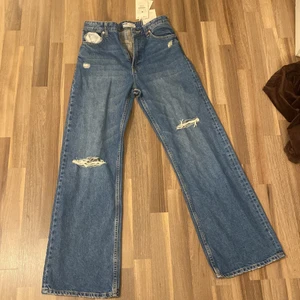 Denim byxor från berhka  - Köpta i fel storlek och kunde inte ruternas:(