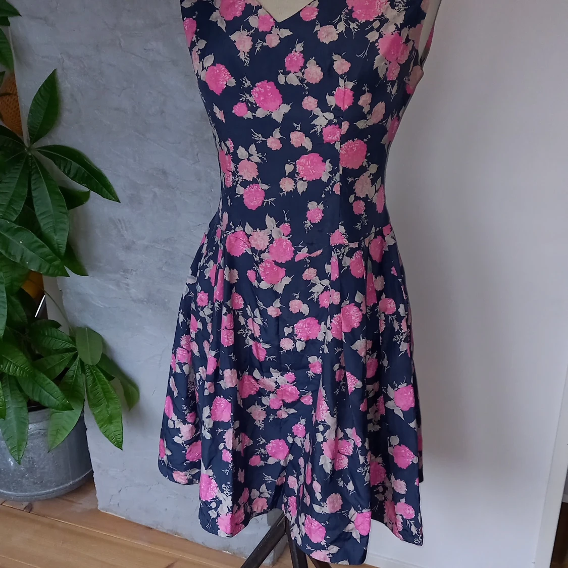 50-tals sidenklänning/skräddarsydd