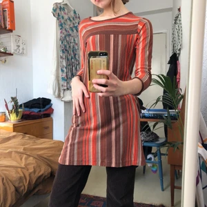 Randig klänning - Superfin randig klänning ☀️☀️☀️ så snygg ovanpå jeans !!! 