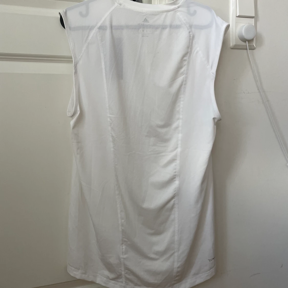 Adidas tank top brand new - 90