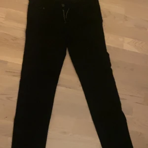 lågmidjade jeans - Använda få gånger. 