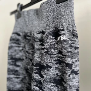 AYBL tights - Dessa underbara AYBL tights säljer jag! Använd väldigt få gånger!!❤️‍🔥