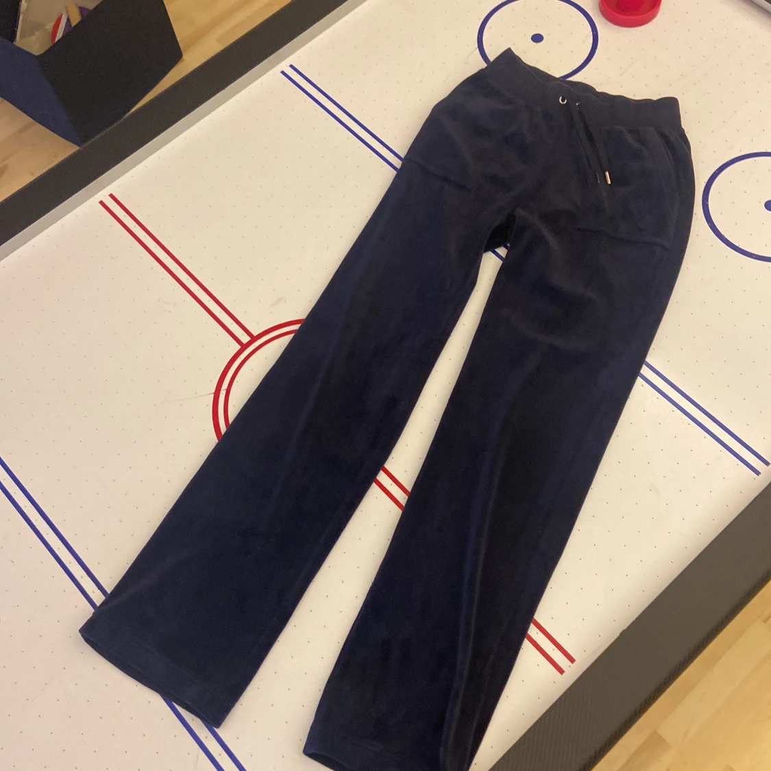 Juciy byxor (mörkblåa)