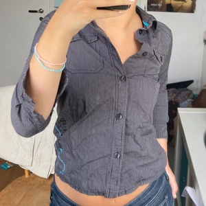 Randig skjorta - Snygg randig skjorta!