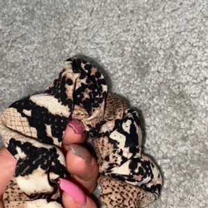 Fin hårsnod -  använd få antal gånger supper fin