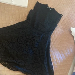 Svart klänning - Svart klänning från Cubus i storlek: 158/164.