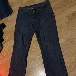 Tj jeans - Utsvängda jeans, använda i bra skick 