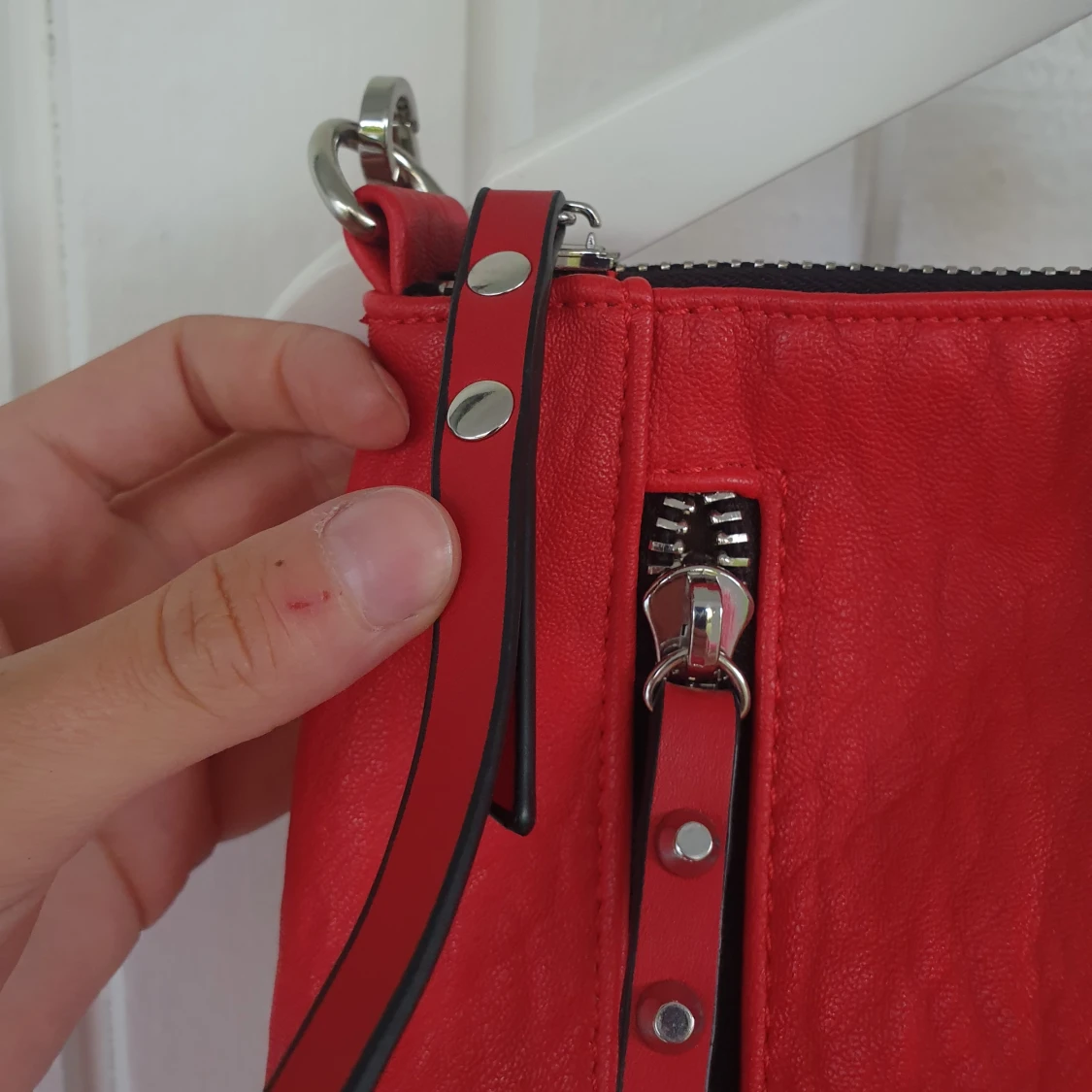 Helt oanvänd väska från Dondonna - 90