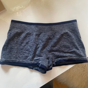 Shorts - Gråa hotpants i nyskick strl XS💙