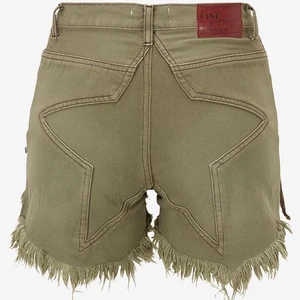 OneTeaspoon Shorts - Jeansshorts från OneTeaspoon, storlek 25. Köpta för 1200kr.