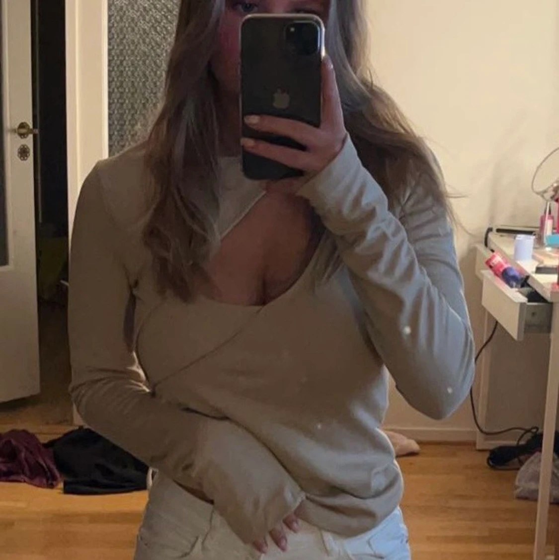 Topp med utskurna partier - 90