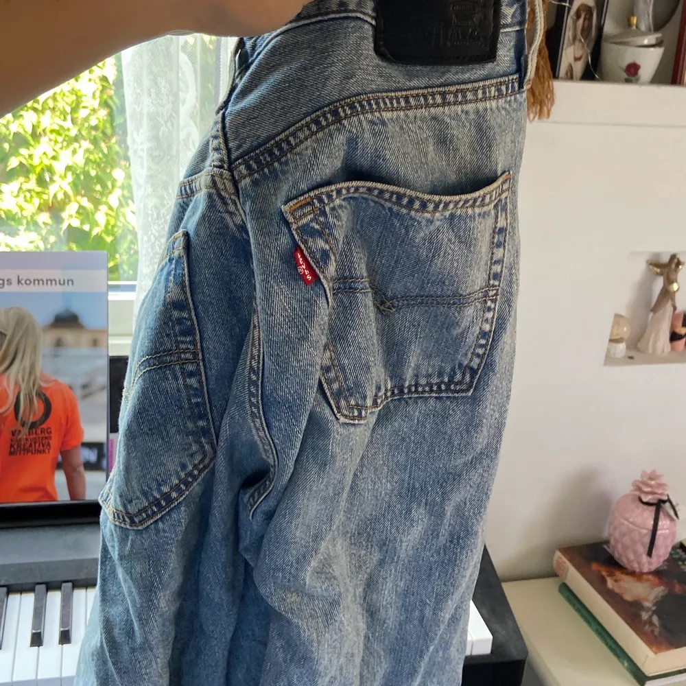 Köparen står för frakten❤️🌼🌼🌼. Jeans & Byxor.