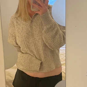 Tröja - För fin tröja från hm som är iprincip nyköpt i knappt använd, nypris 300