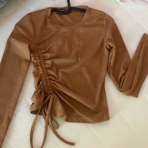 Topp  - Aldrig andvänd kommer i påsen den skickades i!!!!