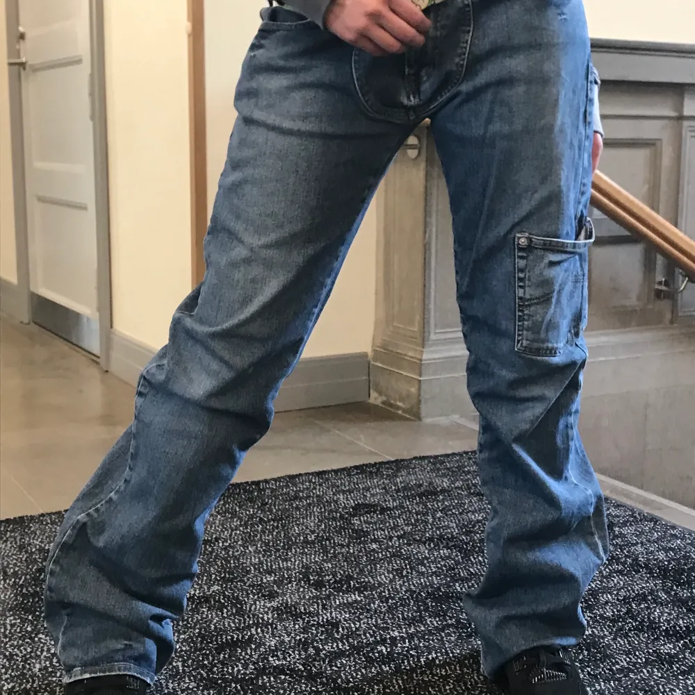 Feta Armani jeans i USA size 34, köp dommm!!!. Jeans & Byxor.