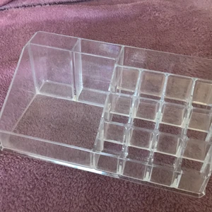 Sminkställ - Ett sminkställ säljer för behöver inte det längre ❤️ 