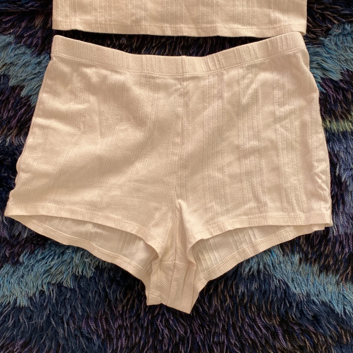 Gräddvit pyjamas från HM  - 90