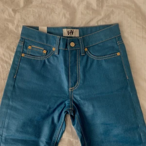 Eytys byxor 💞💞 - Intressekoll på dessa super snygga Eytys byxor. ”Eytys cypress regular straight” heter modellen.  Funderar på att sälja pga aldrig kommit till användning ❤️‍🔥 storleken är 26/34, så ungefär 32-34 på jeans. Vid frågor och funderingar skicka ett meddelande!!❤️ KOM MED EGNA BUD!!