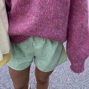 Söta shorts  - Superfina shorts till sommaren. Väldigt luftiga och bekväma. Pm för fler bilder och info 💓