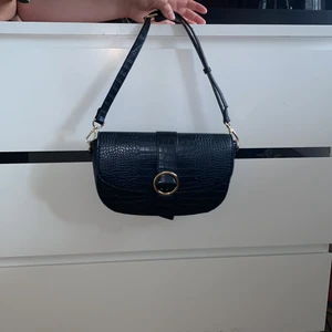 Nakd väska - Snygg väska från nakd