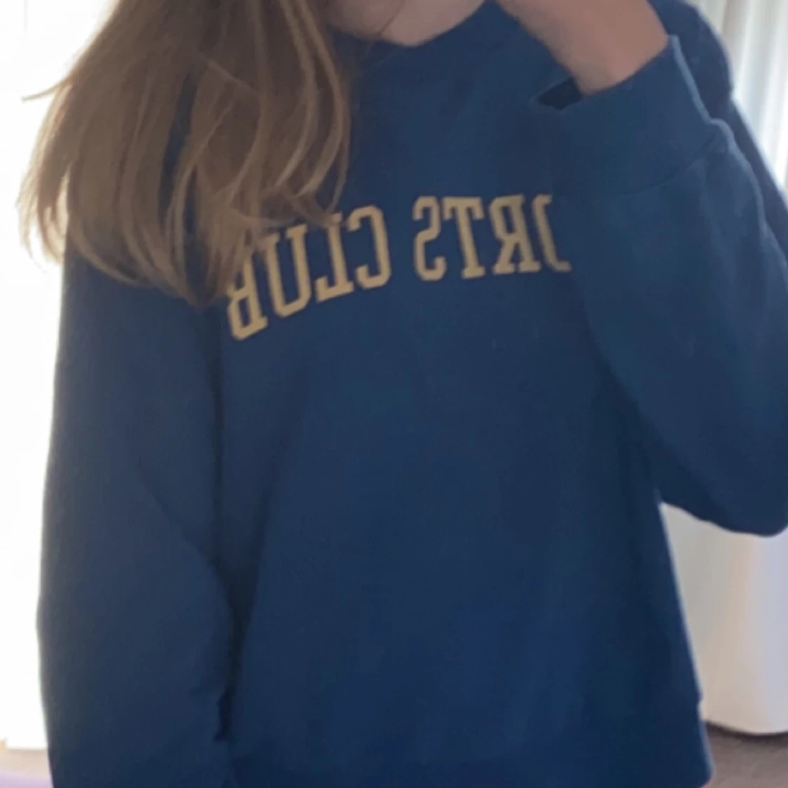 Blå tröja  - 90